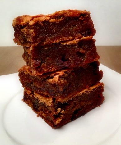 You've got to try these gooey Fudgy Paleo Protein Blondies! 