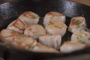 Endive and Lettuce Salad with Scallops and Pistachios